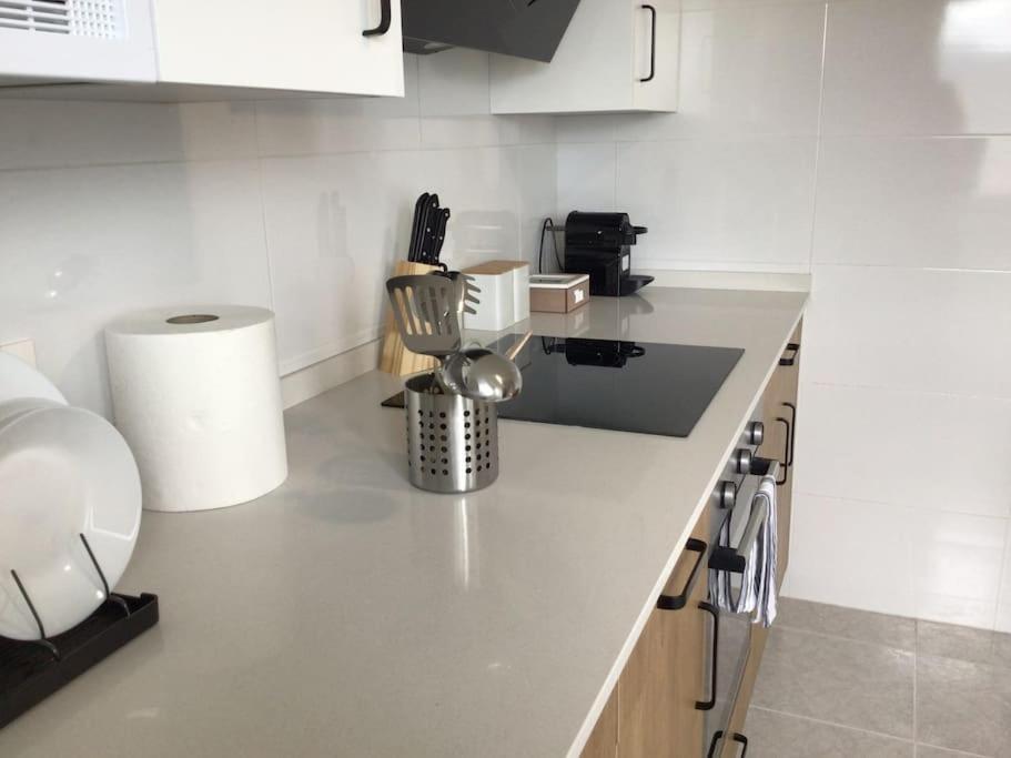 Apartment Hyp - Manecas Sotomayor