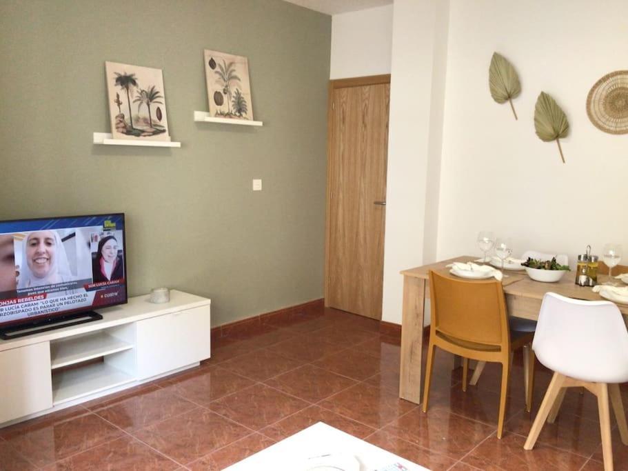 Hyp - Manecas Apartment *